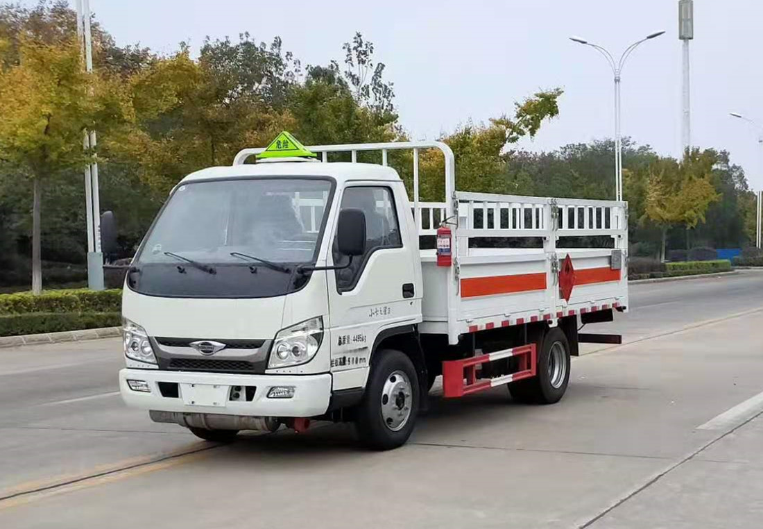 福田時代藍(lán)牌氣瓶運(yùn)輸車